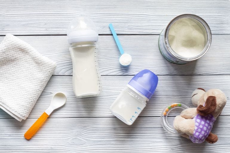 Essential Items For Formula Feeding Moms » Read Now!