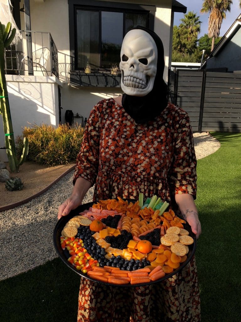 Photo of mom and snackolantern