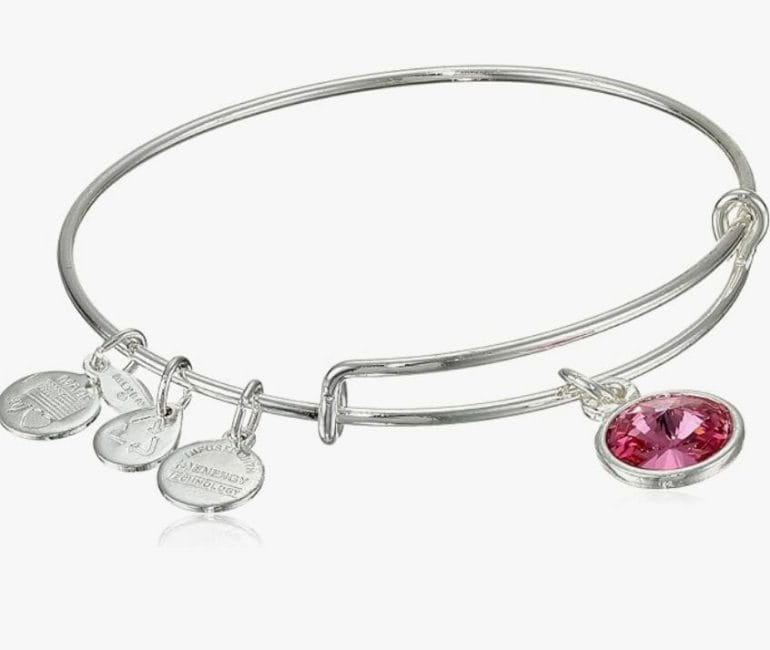 Best jewelry for mom